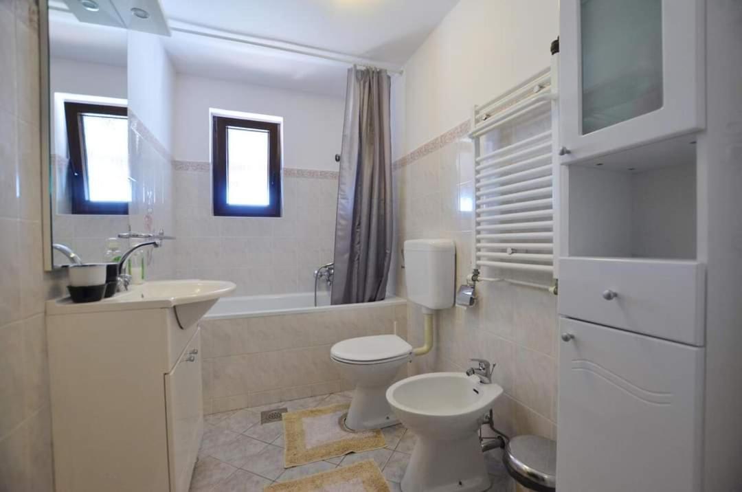 רוביני Tony Apartments מראה חיצוני תמונה