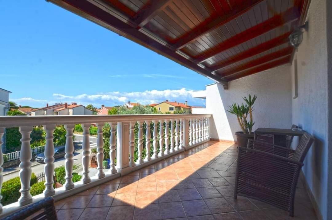 רוביני Tony Apartments מראה חיצוני תמונה