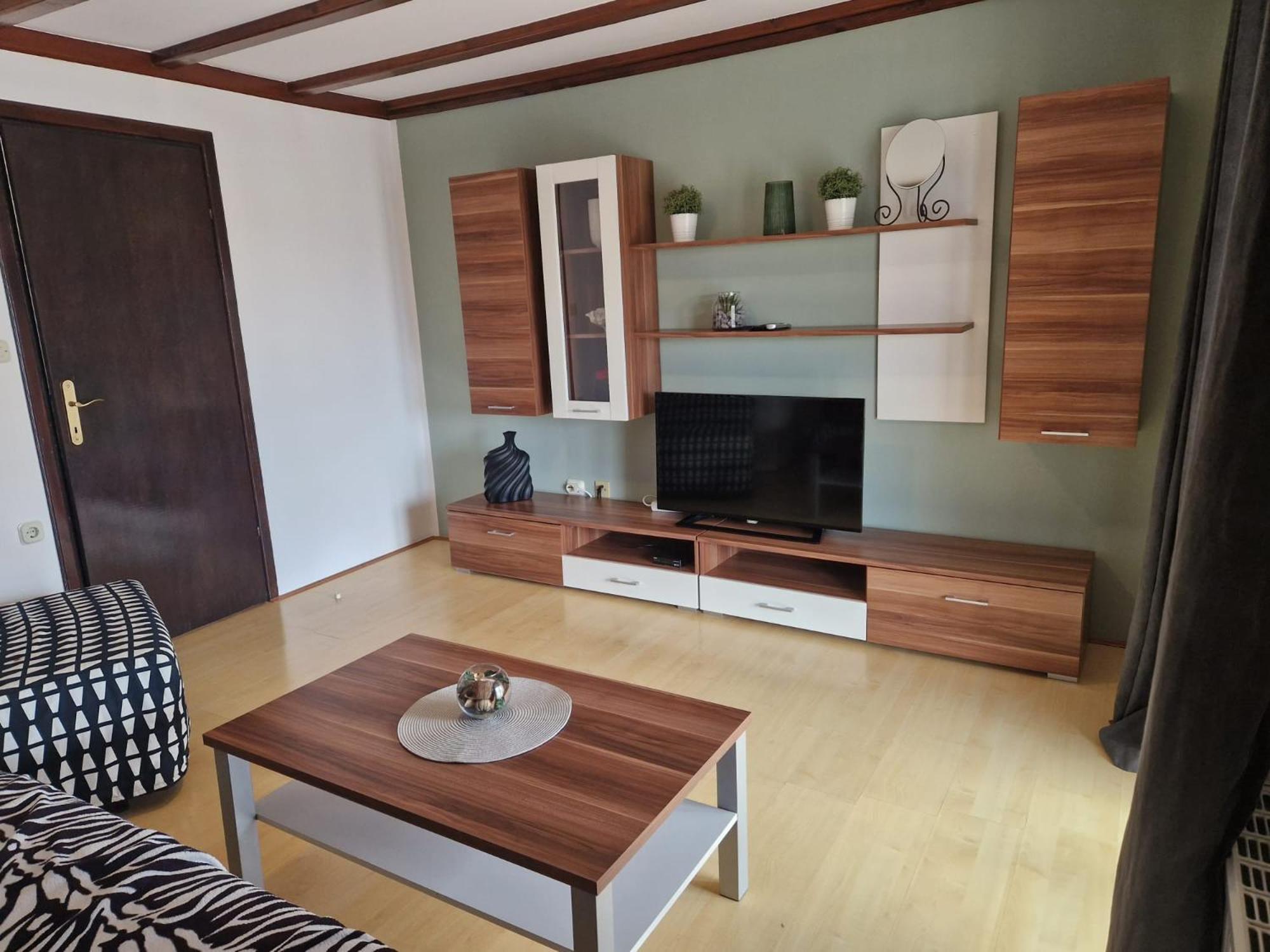 רוביני Tony Apartments מראה חיצוני תמונה