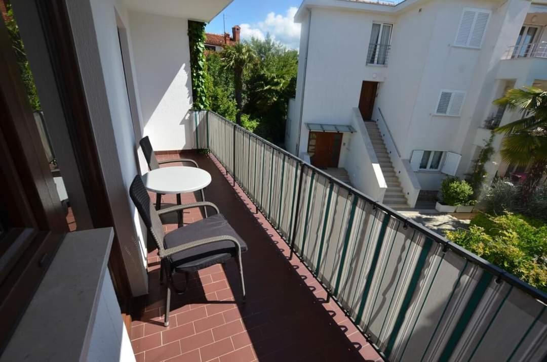 רוביני Tony Apartments חדר תמונה